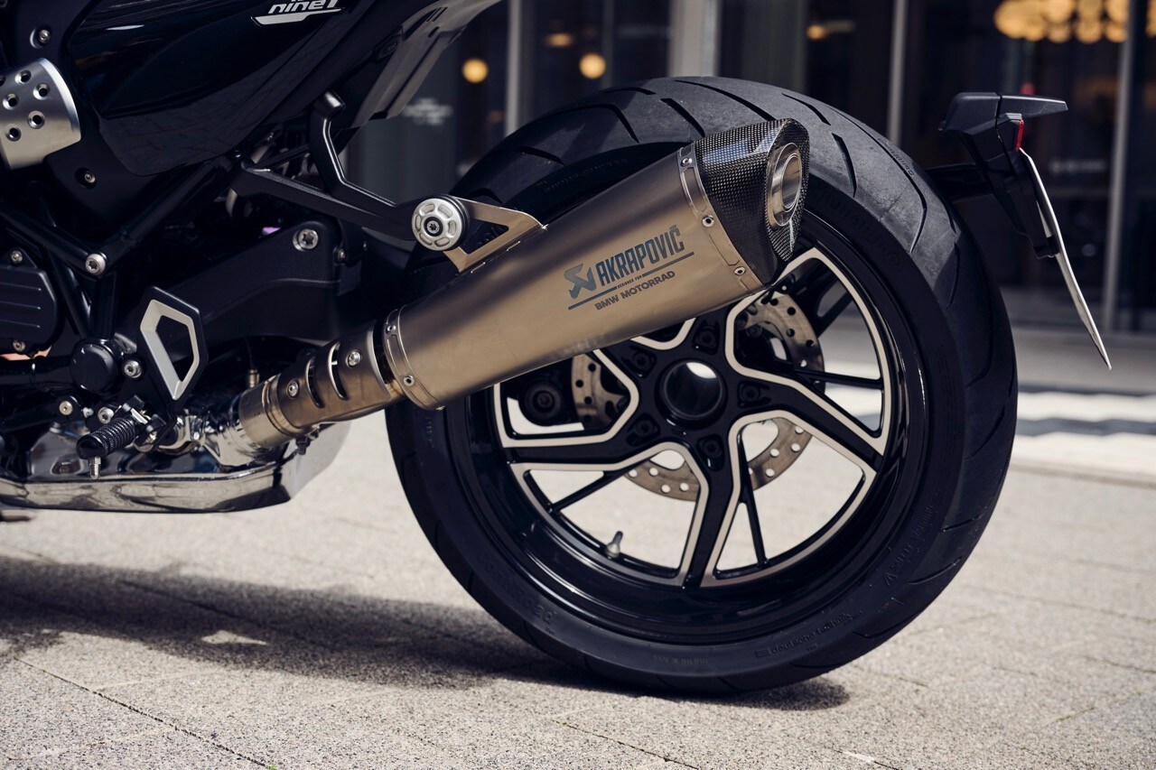BMW presenta le nuove R 12 nineT e R 12 